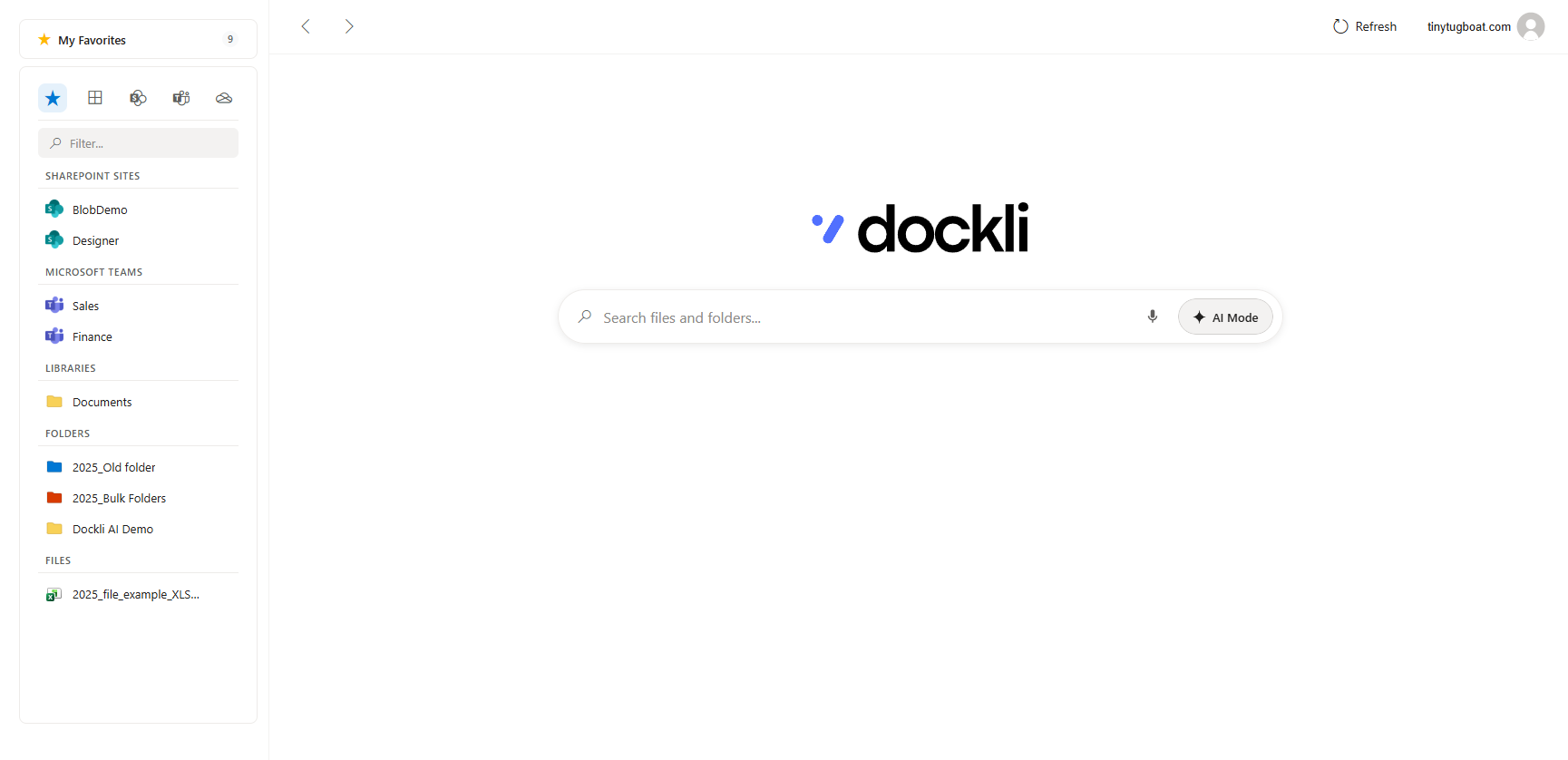 Dockli in the File Explorer nav pane with SharePoint sites, Teams and OneDrive